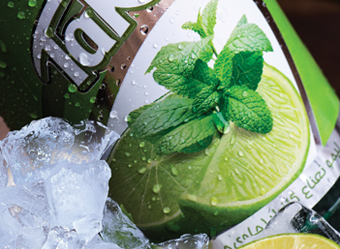 مقدمة: | تأسست شركة آذرکام (مساهمة خاصة) من قبل السيد اكبر هاشمي عام 1370 بمساحة 100000 متر مربع ، وبعد الحصول على التصاريح اللازمة تم تشغيلها عام 1371. بصفتها أحد المنتجين البارزين للمركزات والمهروس والعصائر والمشروبات الغازية في الدولة والأسواق الدولية ، تهدف شركة أزاركوم إلى كسب رضا وثقة العملاء وتحسين مستوى جودة منتجاتها وإنشاء نظام إدارة الجودة بما يتوافق مع المعيار الدولي: 2000: ISO9001 و HACCP.لذلك ، من أجل أن تكون ناجحًا في مجالات الإنتاج والتجارة في الأسواق المحلية والأجنبية ، جنبًا إلى جنب مع التقدم والنمو العالمي السريع ، فإن إدارة الشركة ، والاعتماد على نماذج الإدارة والاستخدام الأمثل لمرافق البرمجيات والأجهزة ، يعتقد أن استخدام رأس المال الموارد البشرية أكثر قيمة بكثير من الأصول المالية ، وهذا مرتبط بشكل وثيق بنجاح الشركة.